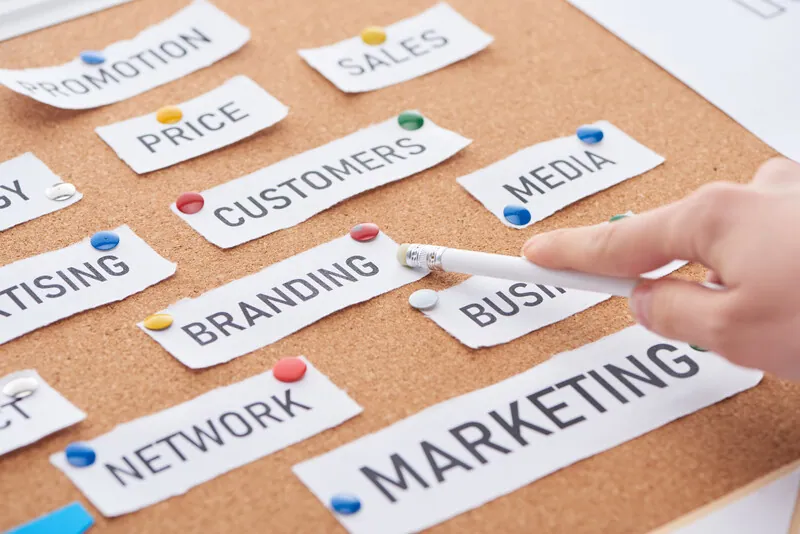 marketing e shop masina na penize
