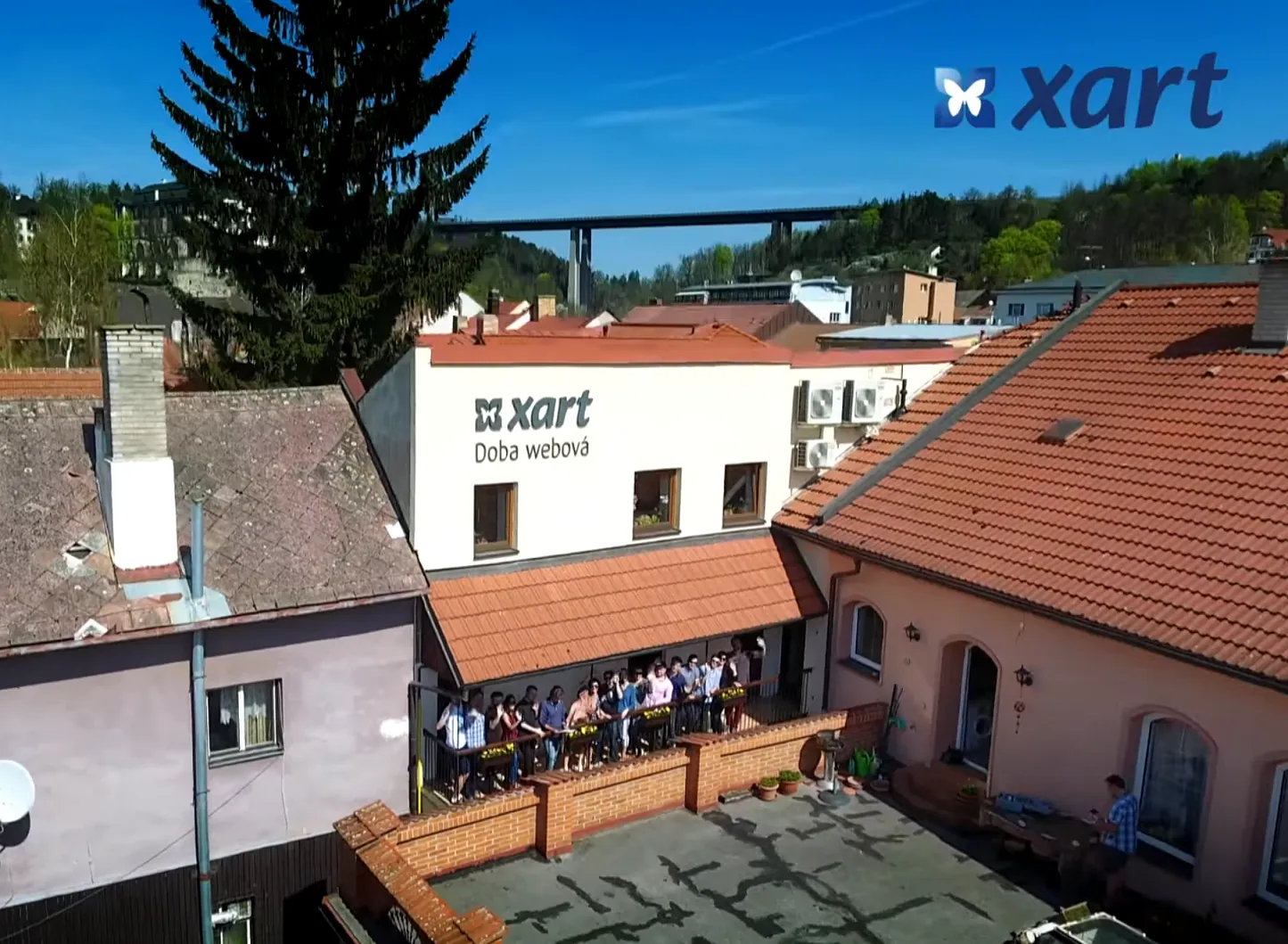 xart pod mostem
