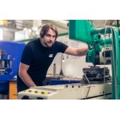 Náborové kampaně s reálnými fotografiemi