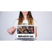 Moderní web plný informací a fotografií